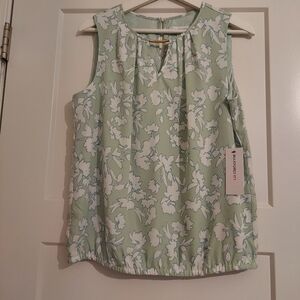 Liz Claiborne Floral Sleeveless Top - Green and White Size S NWT